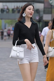 街拍美女视频日常